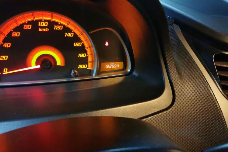 Used Chevrolet Sail 2013 Sedan 1.2L Manual Fashionable Happiness Edition Odometer Close Up