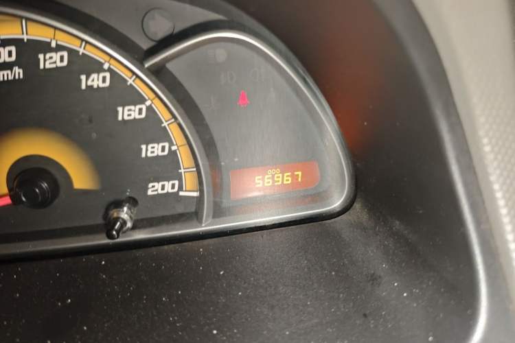 Used Chevrolet Sail 2013 Sedan 1.2L Manual Fashionable Happiness Edition Odometer Close Up