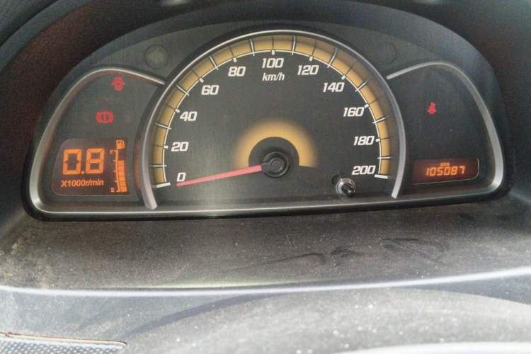 Used Chevrolet Sail 2013 Sedan 1.2L Manual Fashionable Happiness Edition Odometer Close Up