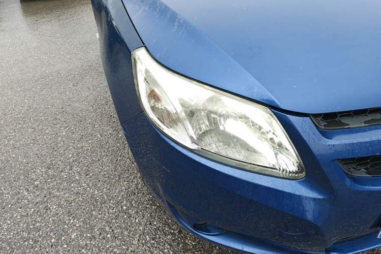 Used Chevrolet Sail 2013 Sedan 1.4L Manual - Youyi Happiness Edition Right Front Headlight