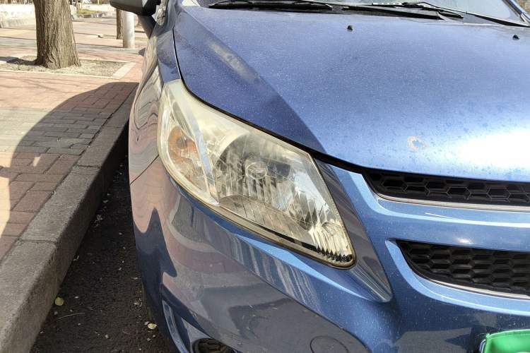 Used Chevrolet Sail 2013 Sedan 1.2L Manual Fashion Edition Right Front Headlight