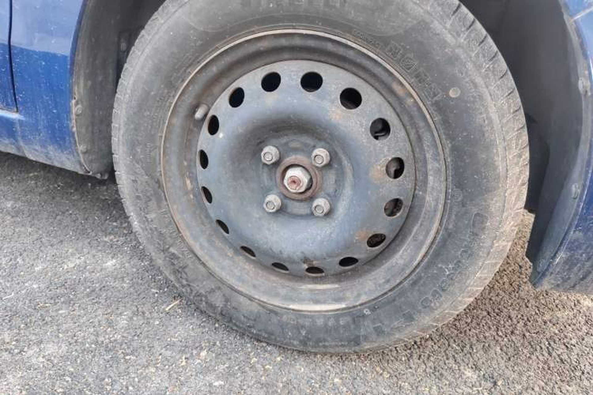 Used Chevrolet Sail 2013 Sedan 1.4L Manual - Youyi Happiness Edition Right Front Wheel Hub