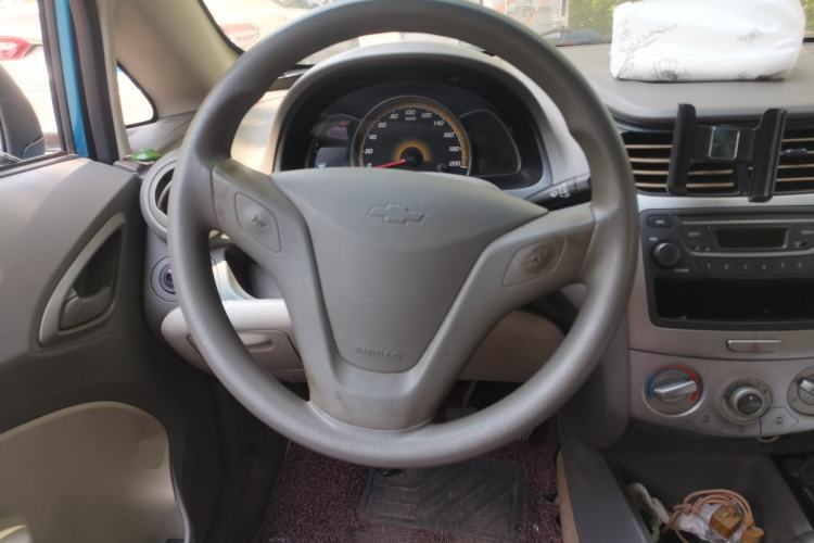 Used Chevrolet Sail 2013 Sedan 1.2L Manual Fashionable Happiness Edition Steering Wheel