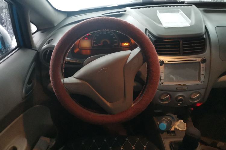 Used Chevrolet Sail 2013 Sedan 1.2L Manual Warm Edition Steering Wheel