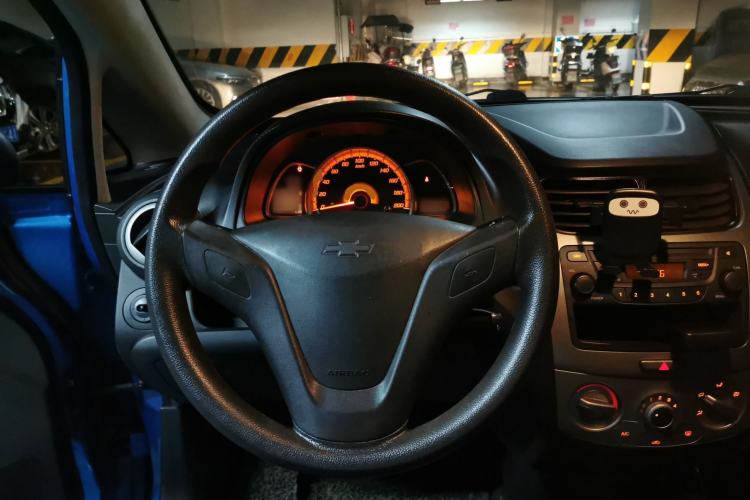 Used Chevrolet Sail 2013 Sedan 1.2L Manual Fashionable Happiness Edition Steering Wheel