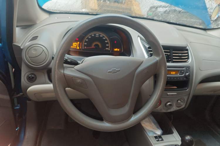 Used Chevrolet Sail 2013 Sedan 1.2L Manual Warm Edition Steering Wheel