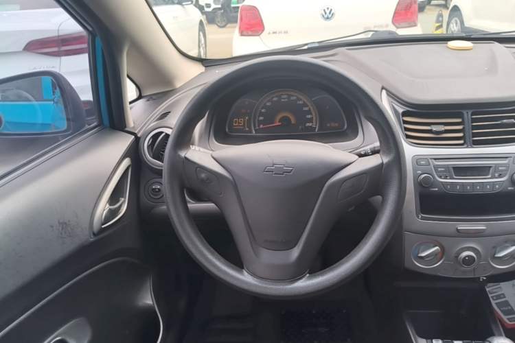 Used Chevrolet Sail 2013 Sedan 1.4L Manual Ideal Happiness Edition Steering Wheel