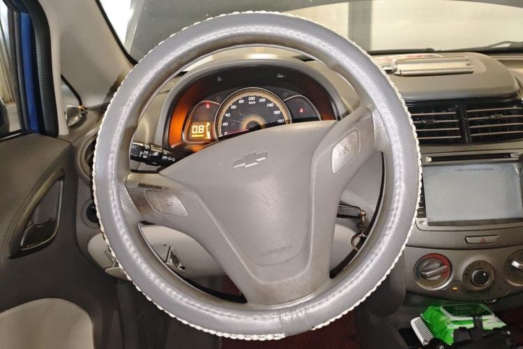 Used Chevrolet Sail 2013 Sedan 1.4L Manual Happiness Edition II Steering Wheel