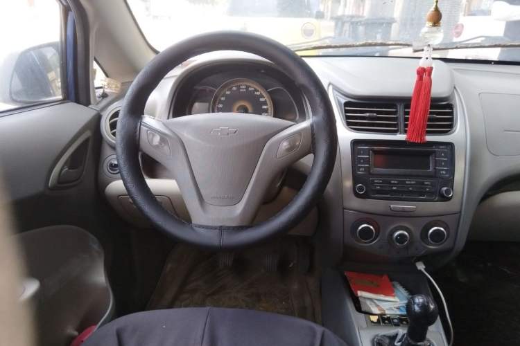 Used Chevrolet Sail 2013 Sedan 1.2L Manual Fashionable Happiness Edition Steering Wheel