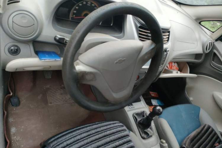 Used Chevrolet Sail 2013 Sedan 1.2L Manual Warm Edition Steering Wheel