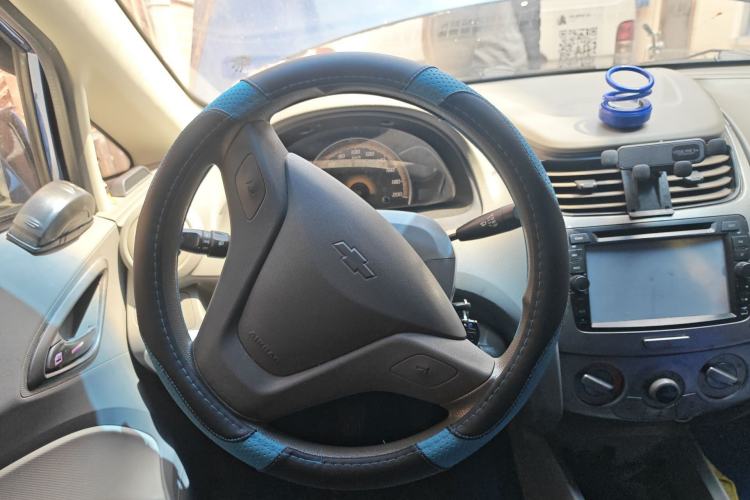 Used Chevrolet Sail 2013 Sedan 1.4L Manual Elegance Edition Steering Wheel