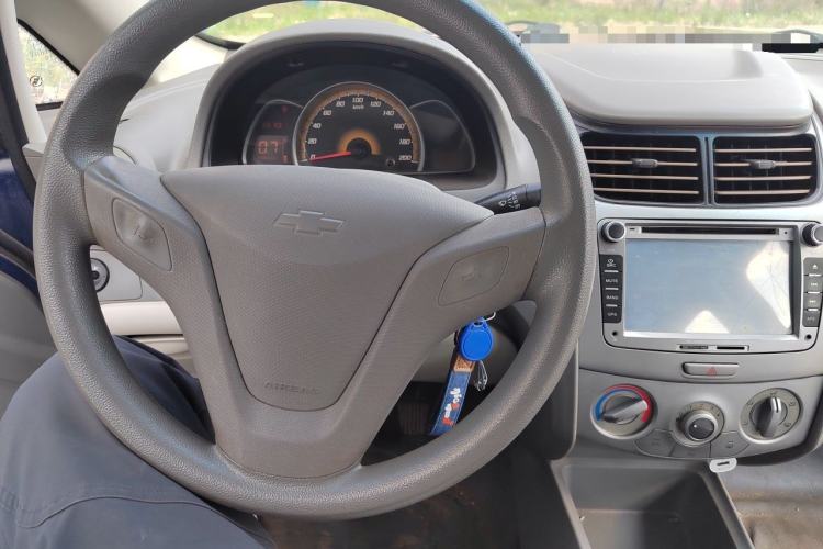 Used Chevrolet Sail 2013 Sedan 1.2L Manual Warm Edition Steering Wheel