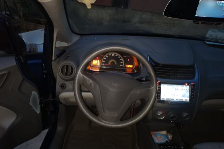 Used Chevrolet Sail 2013 Sedan 1.4L Manual Ideal Happiness Edition Steering Wheel