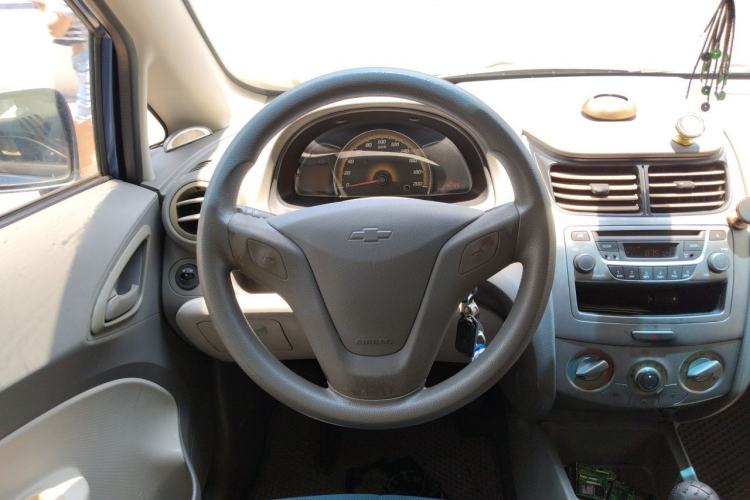 Used Chevrolet Sail 2013 Sedan 1.2L Manual Warm Edition Steering Wheel