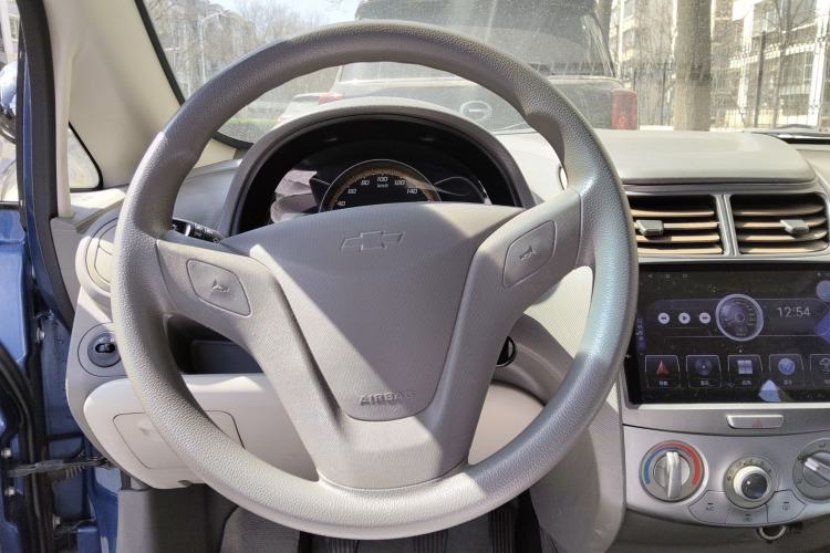 Used Chevrolet Sail 2013 Sedan 1.2L Manual Fashion Edition Steering Wheel