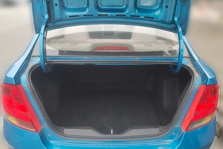 Used Chevrolet Sail 2013 Sedan 1.2L Manual Warm Edition Trunk