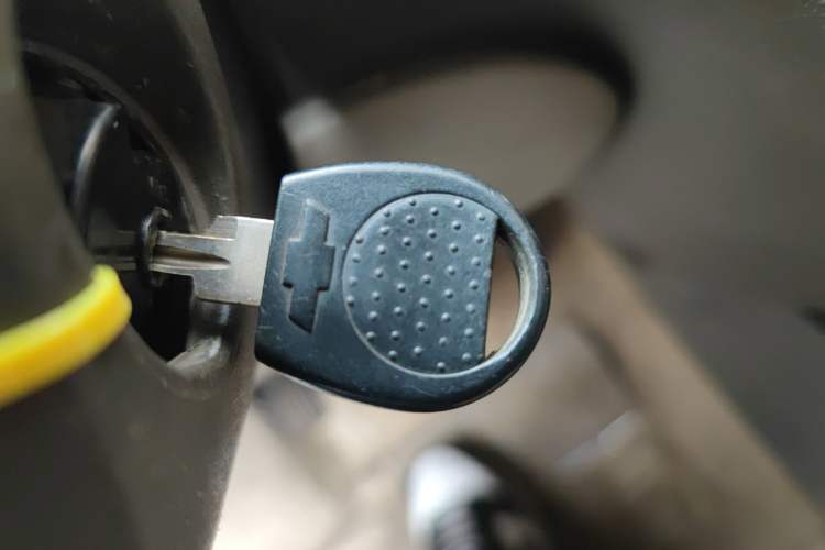 Used Chevrolet Sail 2013 Sedan 1.2L Manual Fashion Edition Vehicle Key