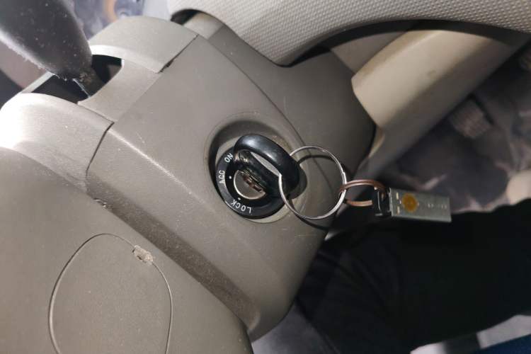 Used Chevrolet Sail 2013 Sedan 1.2L Manual Warm Edition Vehicle Key