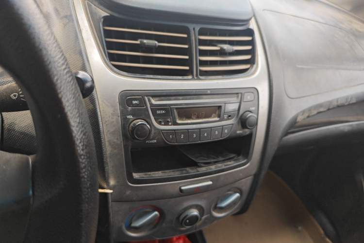 Used Chevrolet Sail 2013 Sedan 1.2L Manual Fashionable Happiness Edition Audio And AC Panel