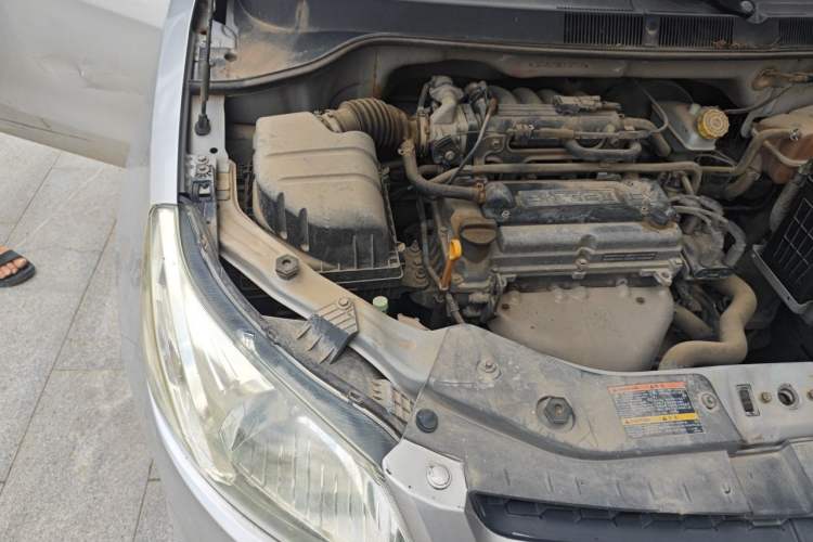 Used Chevrolet Sail 2013 Sedan 1.2L Manual Fashionable Happiness Edition Engine Bay Right