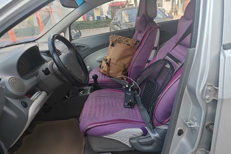 Used Chevrolet Sail 2013 Sedan 1.2L Manual Fashionable Happiness Edition Left Front Seat