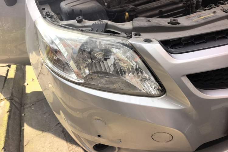 Used Chevrolet Sail 2013 Sedan 1.2L Manual Fashion Edition Right Front Headlight