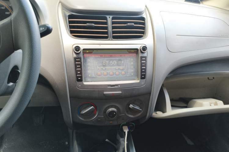 Used Chevrolet Sail 2013 Sedan 1.2L Manual Fashionable Happiness Edition Audio And AC Panel