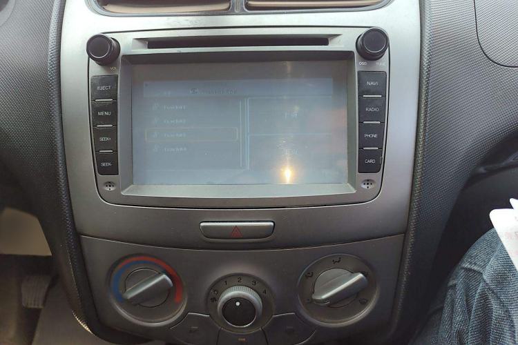 Used Chevrolet Sail 2013 Sedan 1.2L Manual Fashionable Happiness Edition Audio And AC Panel