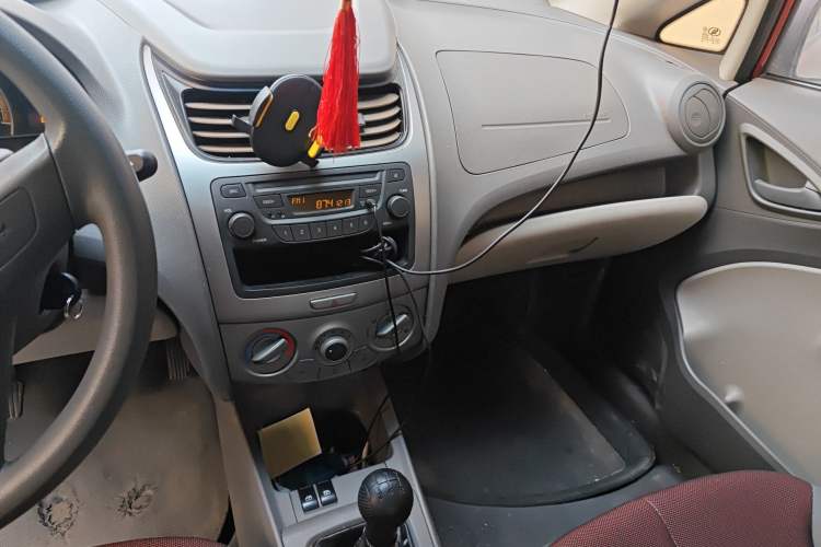 Used Chevrolet Sail 2013 Sedan 1.2L Manual Fashion Edition Audio And AC Panel