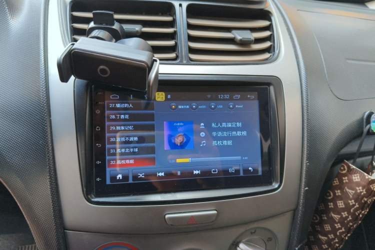 Used Chevrolet Sail 2013 Sedan 1.2L Manual Warm Edition Audio And AC Panel