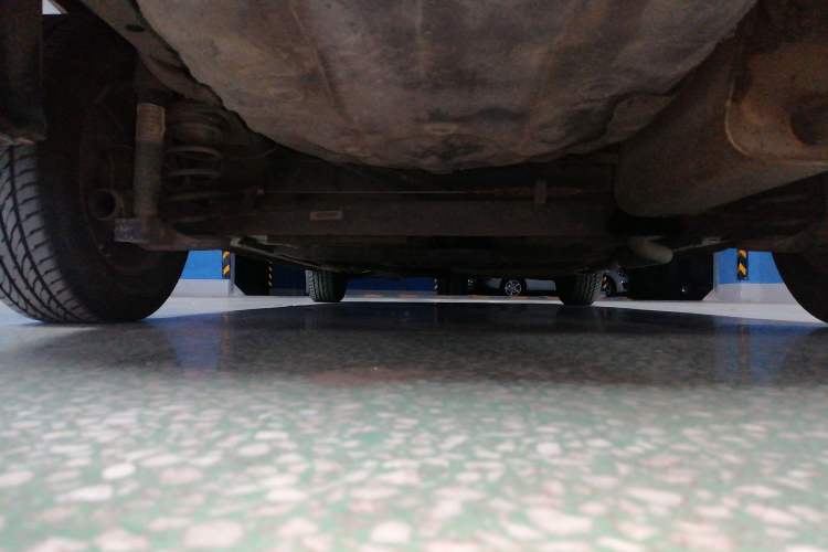 Used Chevrolet Sail 2013 Sedan 1.2L Manual Warm Edition Chassis Rear