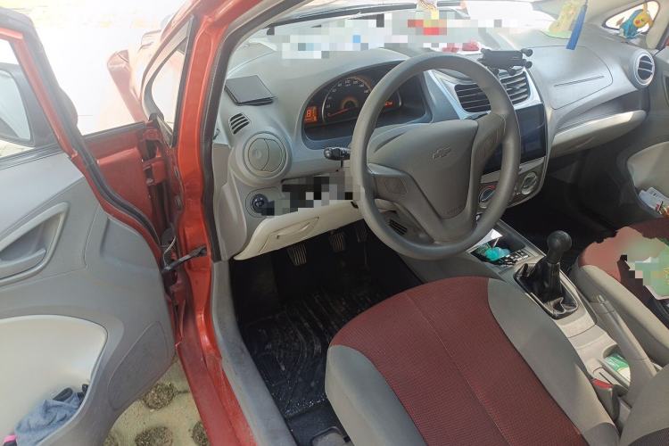 Used Chevrolet Sail 2013 Sedan 1.2L Manual Fashionable Happiness Edition Driver Seat