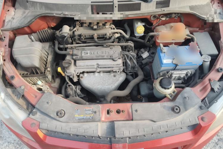 Used Chevrolet Sail 2013 Sedan 1.2L AMT Ideal Edition Engine Bay