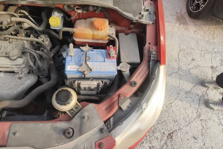 Used Chevrolet Sail 2013 Sedan 1.2L AMT Ideal Edition Engine Bay Left