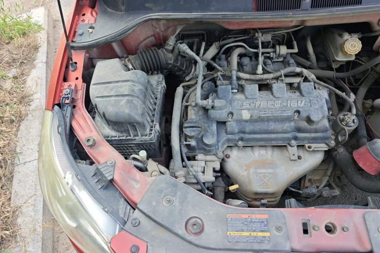 Used Chevrolet Sail 2013 Sedan 1.4L Manual Happiness Edition II Engine Bay Right