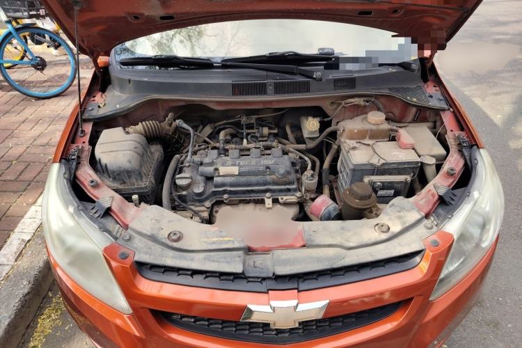 Used Chevrolet Sail 2013 Hatchback 1.4L Manual Enjoyment Edition Engine Bay