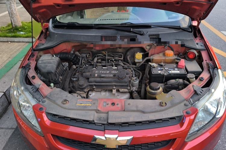Used Chevrolet Sail 2013 Hatchback 1.4L AMT U-Style Edition Engine Bay