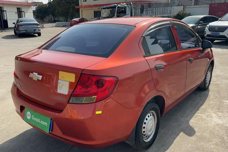 Used Chevrolet Sail 2013 Sedan 1.2L Manual Fashionable Happiness Edition Exterior 5