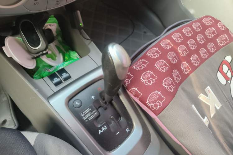 Used Chevrolet Sail 2013 Sedan 1.2L AMT Ideal Edition Gear Lever