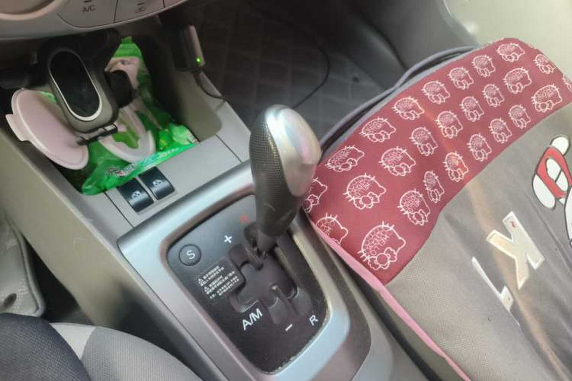Used Chevrolet Sail 2013 Sedan 1.2L AMT Ideal Edition Gear Lever