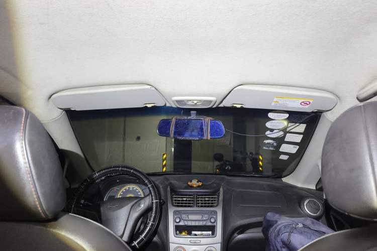 Used Chevrolet Sail 2013 Sedan 1.2L Manual Fashionable Happiness Edition Headliner