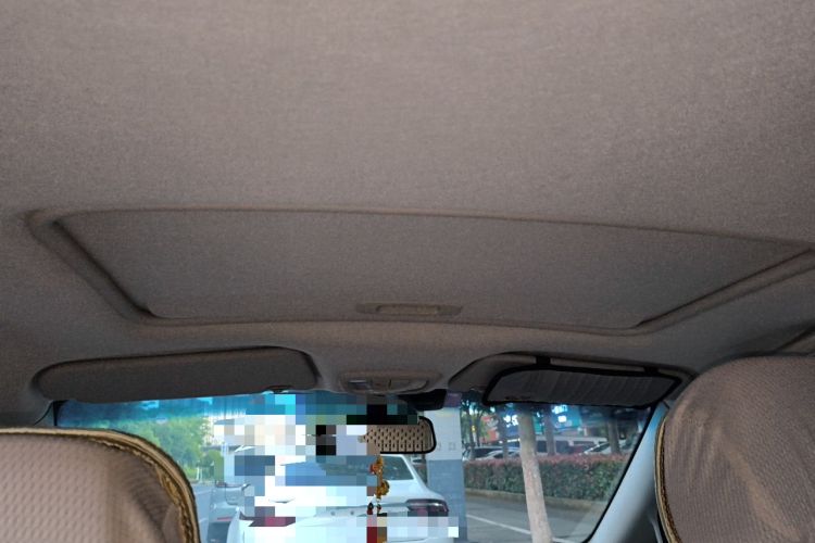 Used Chevrolet Sail 2013 Hatchback 1.4L AMT U-Style Edition Headliner