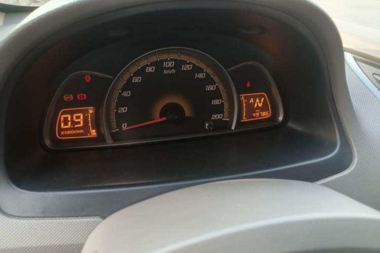 Used Chevrolet Sail 2013 Sedan 1.2L AMT Ideal Edition Instrument Cluster