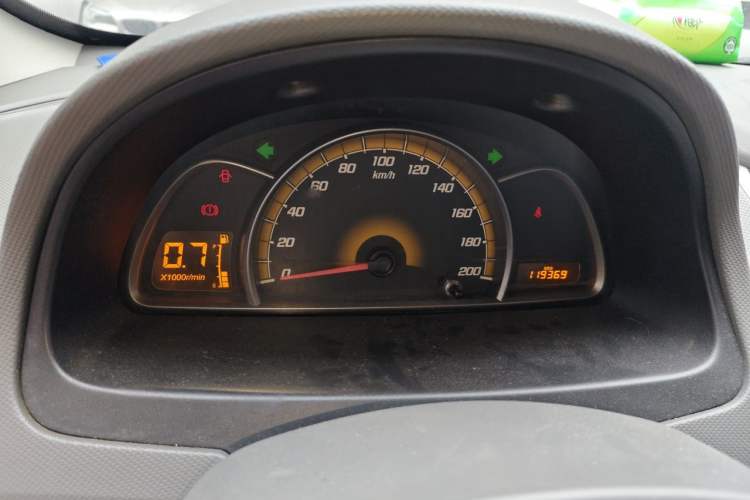 Used Chevrolet Sail 2013 Sedan 1.4L Manual - Youyi Happiness Edition Instrument Cluster