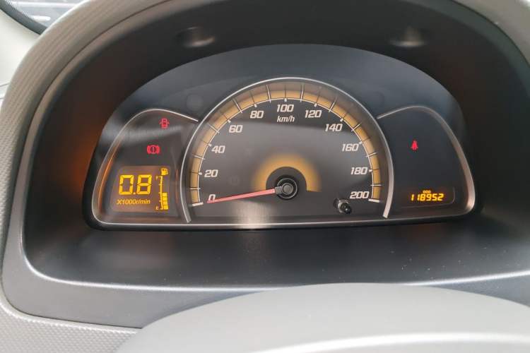 Used Chevrolet Sail 2013 Sedan 1.4L Manual Ideal Edition Instrument Cluster