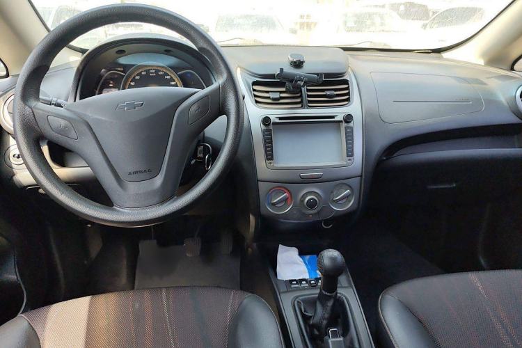 Used Chevrolet Sail 2013 Sedan 1.2L Manual Fashionable Happiness Edition Interior 2