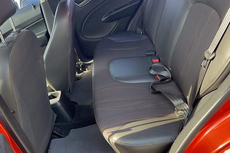 Used Chevrolet Sail 2013 Sedan 1.2L Manual Fashionable Happiness Edition Interior 4