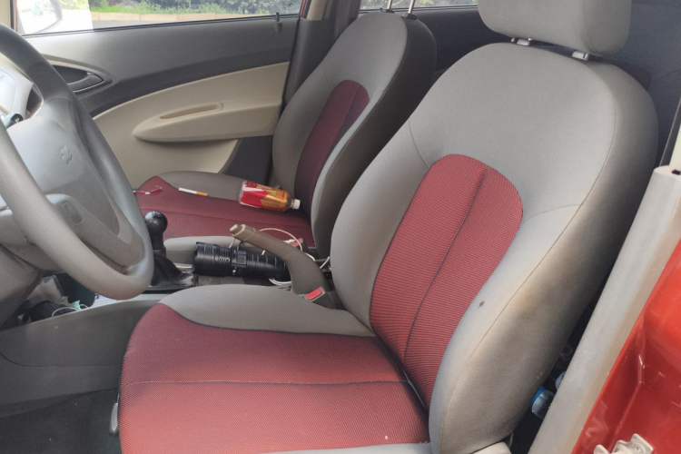 Used Chevrolet Sail 2013 Sedan 1.2L Manual Fashionable Happiness Edition Left Front Seat