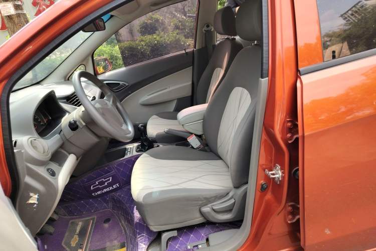 Used Chevrolet Sail 2013 Hatchback 1.4L Manual Enjoyment Edition Left Front Seat