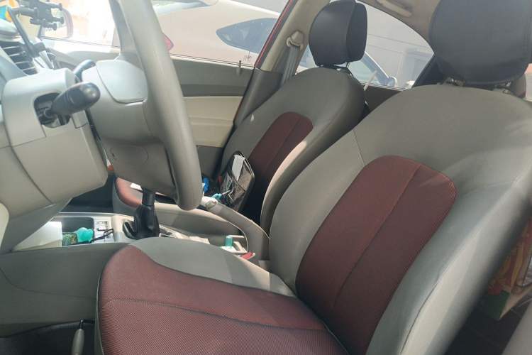 Used Chevrolet Sail 2013 Sedan 1.2L Manual Fashionable Happiness Edition Left Front Seat